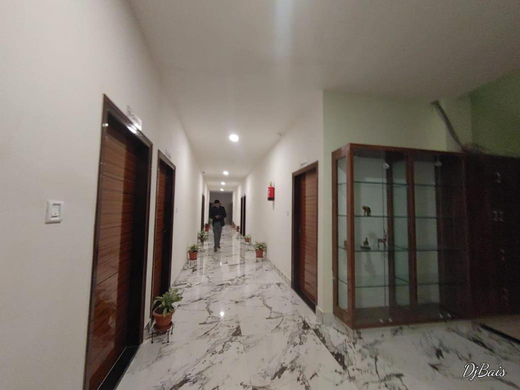 Tierra Hotel Cum Restaurant Kāziranga Екстериор снимка