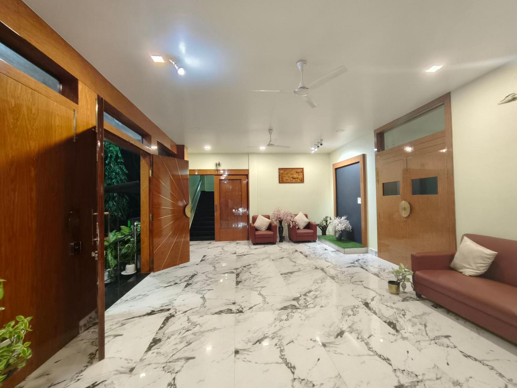 Tierra Hotel Cum Restaurant Kāziranga Екстериор снимка